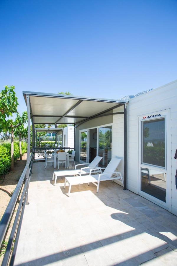 Poseidon Mobile Home Resort Makarska Eksteriør billede