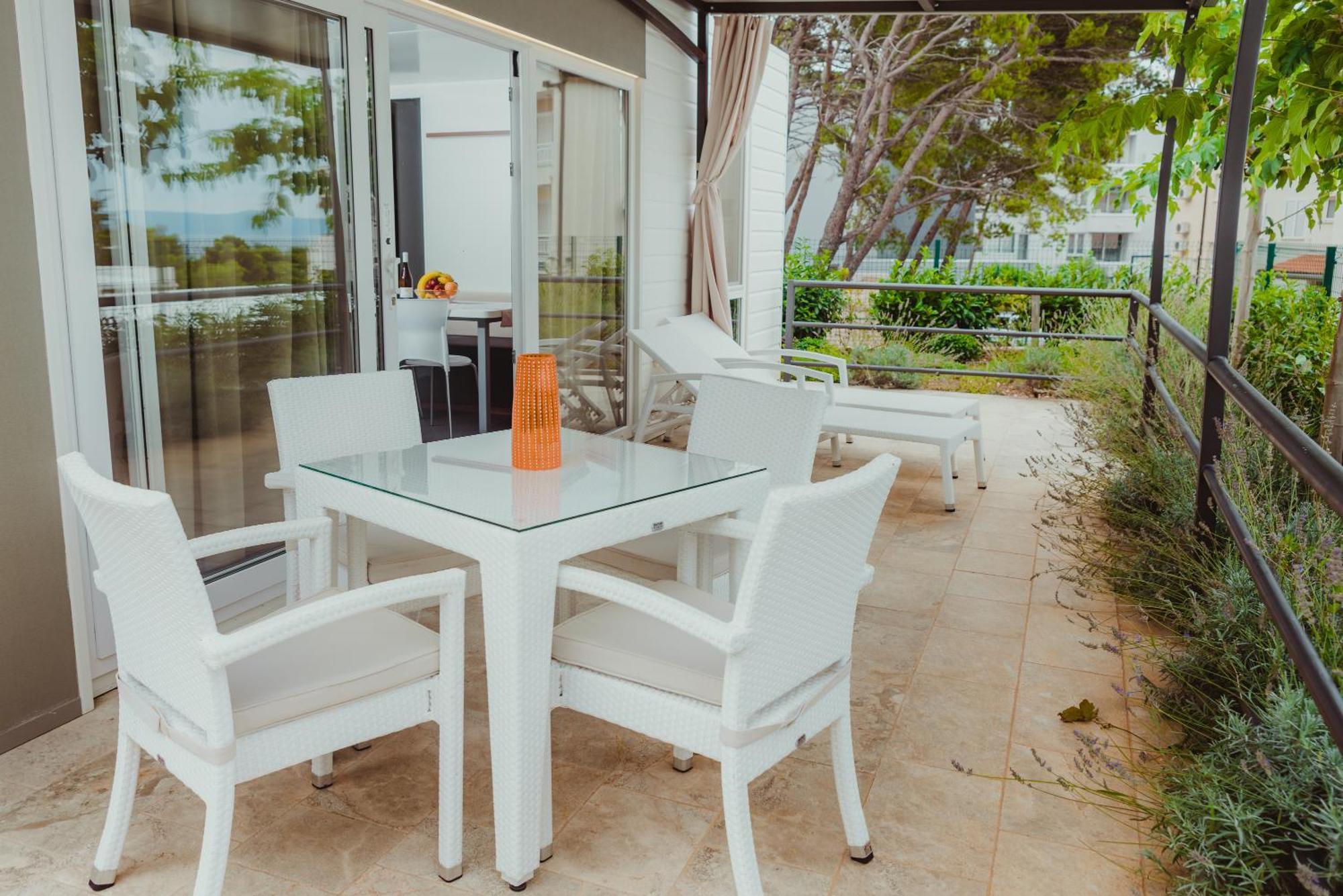 Poseidon Mobile Home Resort Makarska Eksteriør billede