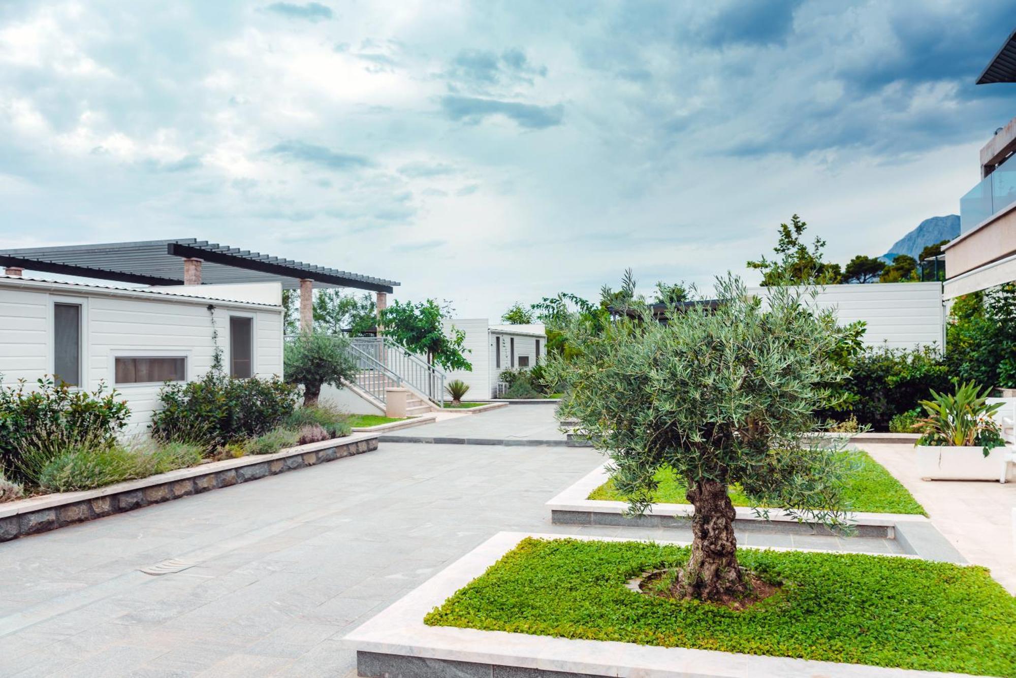 Poseidon Mobile Home Resort Makarska Eksteriør billede