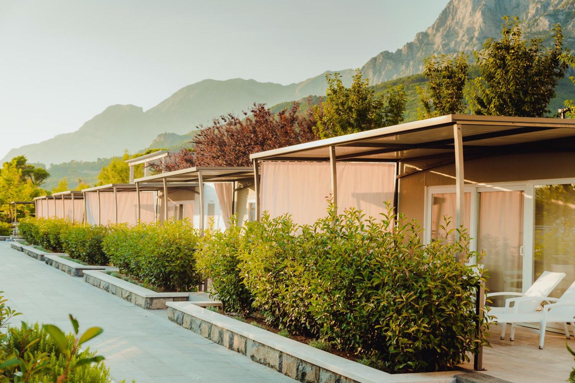 Poseidon Mobile Home Resort Makarska Eksteriør billede