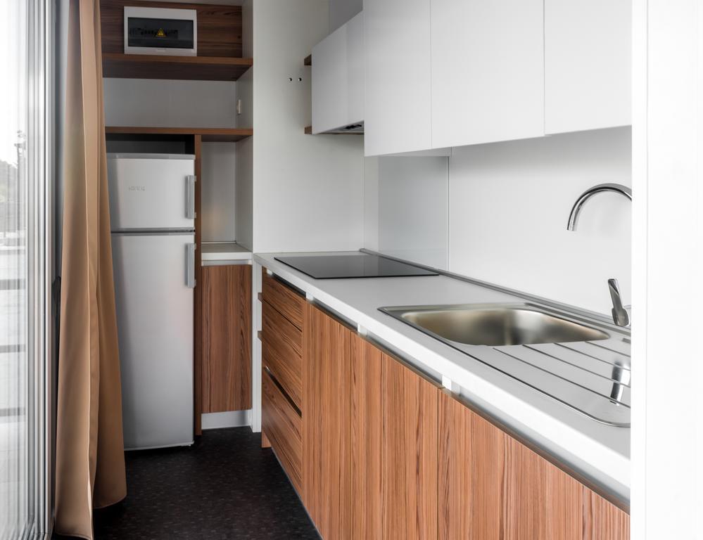 Poseidon Mobile Home Resort Makarska Eksteriør billede